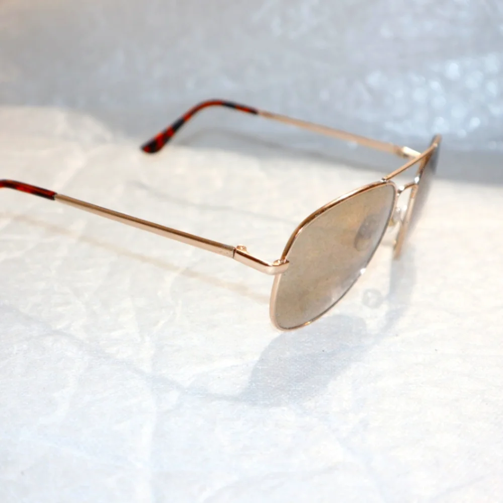 Retro Aviator Sunglasses Brown Lens Gold Frame Foster‎ Grant